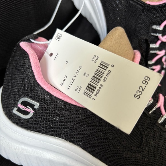 NWT S Sport by Skechers Girls’ Vana Sneakers Black • Youth 4 - Picture 2 of 6